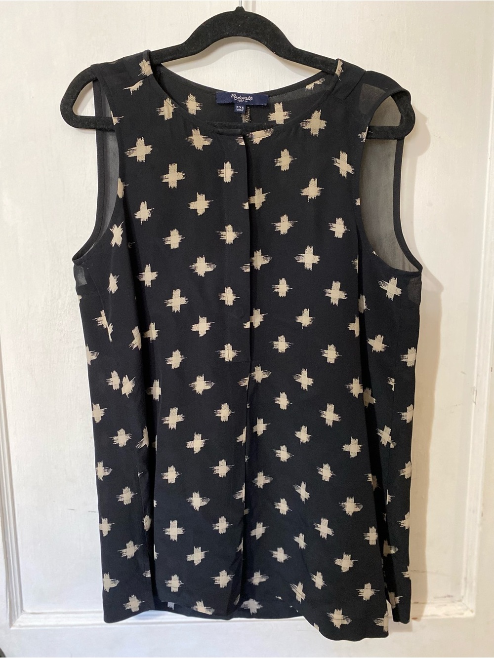 Madewell Black Sleeveless Cross Print Blouse